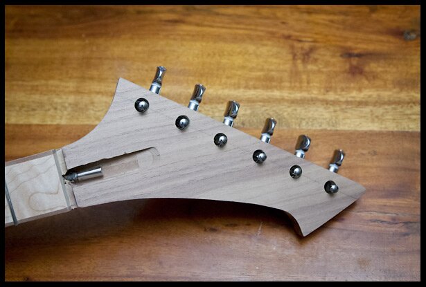 Testing the tuning machines