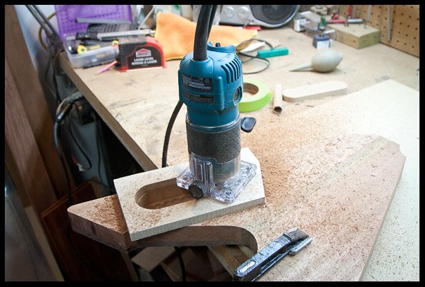Routing the electronics compartment cavity